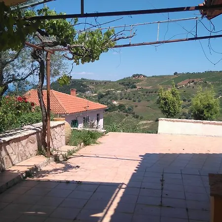 Gerofotis Country House Gefira (Aigialeia)